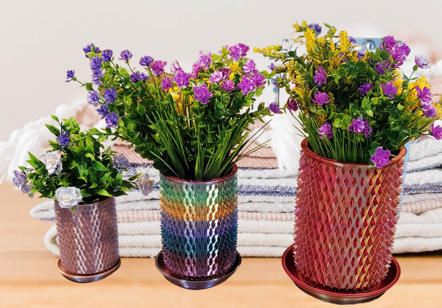 Indoor Planter Pot with Drainage- Innovative Spiked 3D Printed  for Flower and Succulents, Home and Office Décor